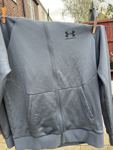 Under armour hoodie - under,